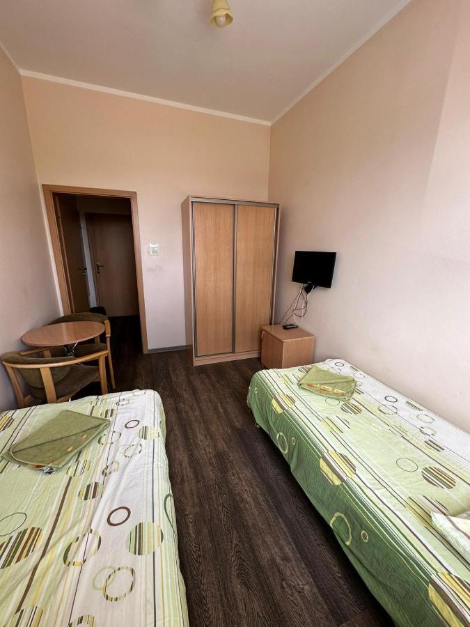 Hostel Na Fali Goleniów Esterno foto